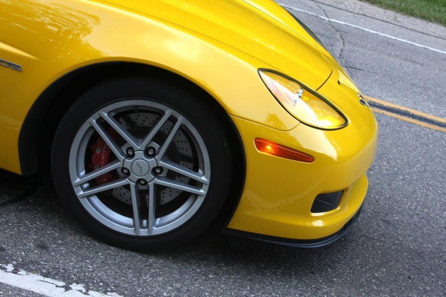  Chevrolet Corvette Z06 2008 года  (фото 25 из 33)